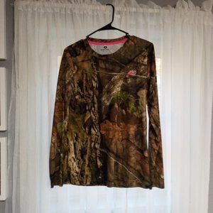 2 for $5-Size Md Mossy Oak Camo Long Sleeve Dri Fit